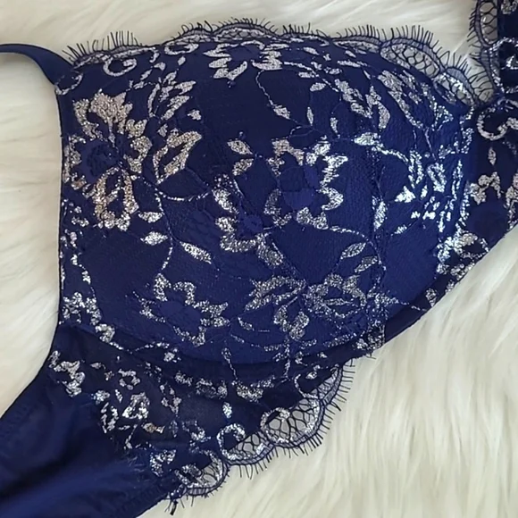 Victoria's Secret Wireless Lace Floral Metallic Lightly Lined Bra Womens 34D - Picture 4 of 11